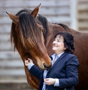 Daniela A. Caviglia, Chefredaktorin "Kavallo" und ihr CH-Sportpferd Consiglio de Oxalis.